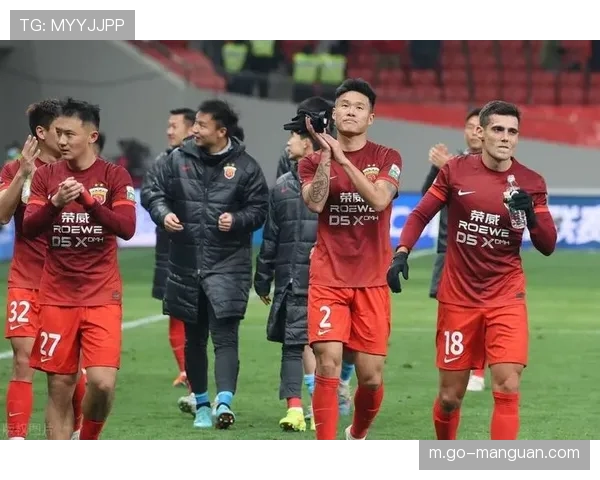 海港后防李昂将加盟大连英博，功勋主帅乔迪预计执掌云南玉昆