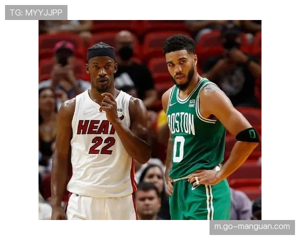 凯尔特人主场大胜雄鹿，杰伦-布朗回归率队取关键胜利