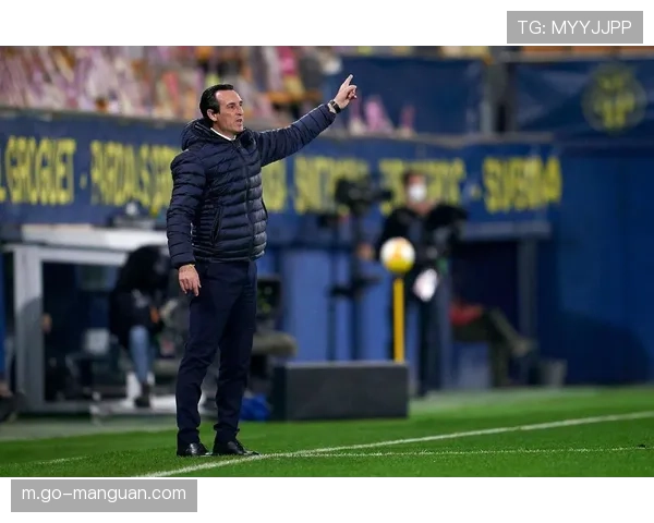 从保级区到中游：深度报道埃梅里如何带领阿斯顿维拉完成赛季逆袭