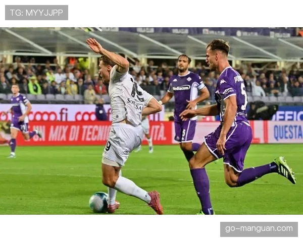 科莫主场2-0领先被逆转，法布雷加斯战术体系遭遇效率打击